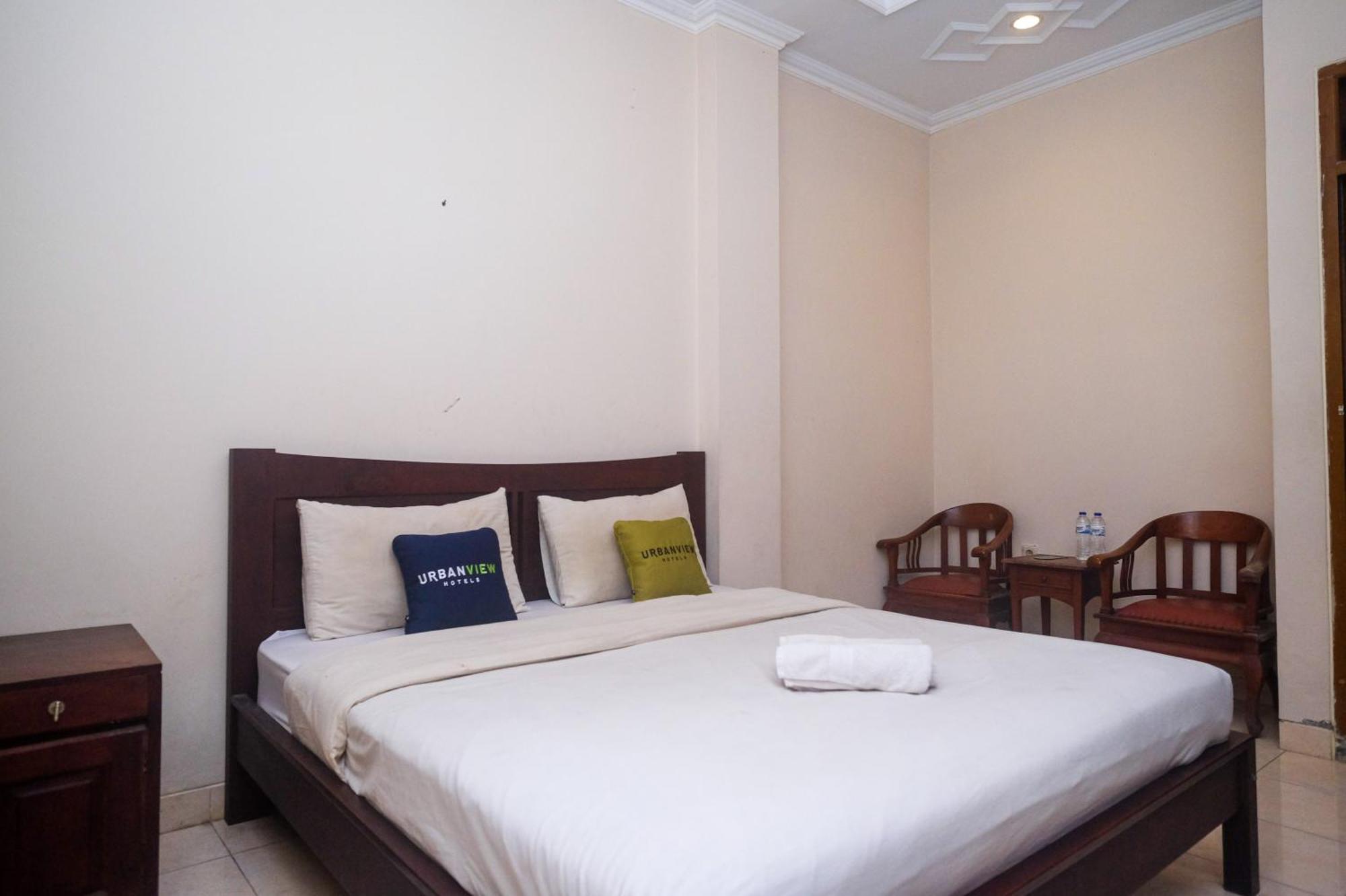Urbanview Hotel Pondok Anggun Yogyakarta By Reddoorz Maguwo Exteriör bild